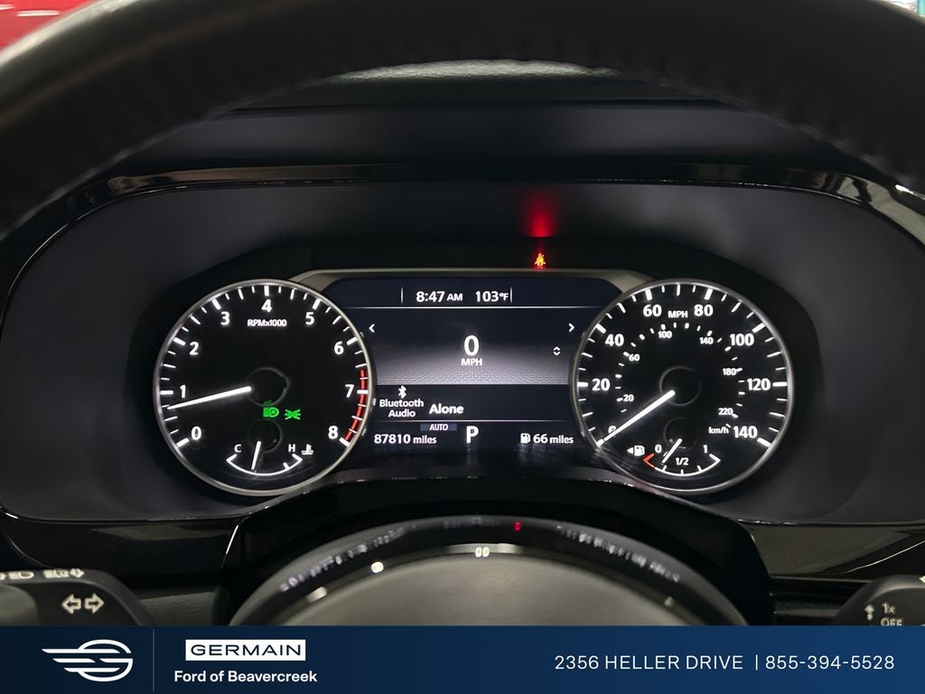 2022 Nissan Pathfinder SV