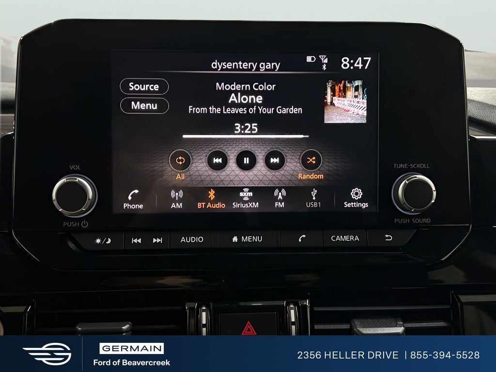 2022 Nissan Pathfinder SV