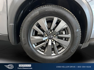 2022 Nissan Pathfinder SV