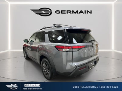 2022 Nissan Pathfinder SV