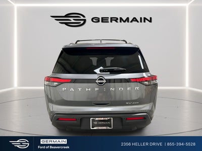 2022 Nissan Pathfinder SV