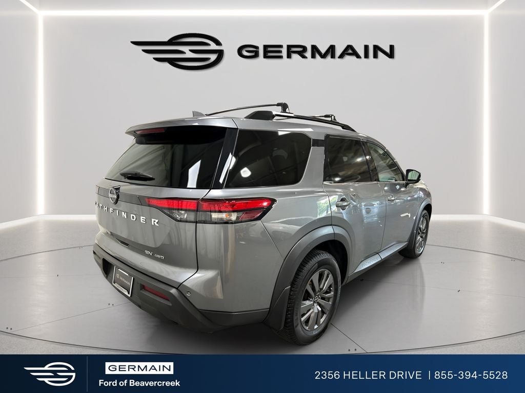 2022 Nissan Pathfinder SV