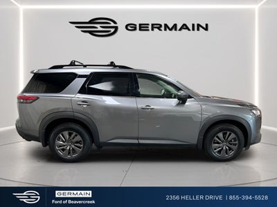 2022 Nissan Pathfinder SV