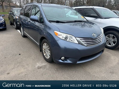 2017 Toyota Sienna XLE 7 Passenger