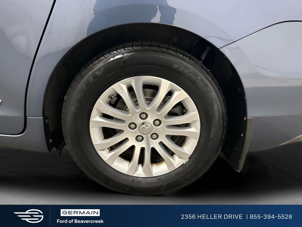 2017 Toyota Sienna XLE 8 Passenger