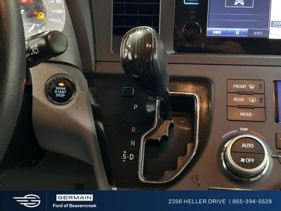 2017 Toyota Sienna XLE 8 Passenger