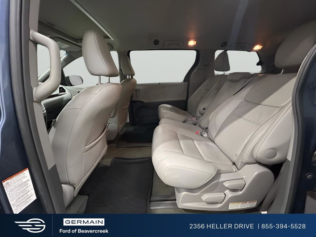 2017 Toyota Sienna XLE 8 Passenger
