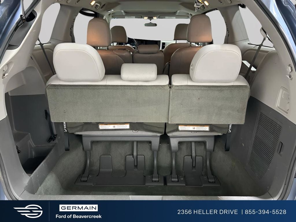 2017 Toyota Sienna XLE 8 Passenger