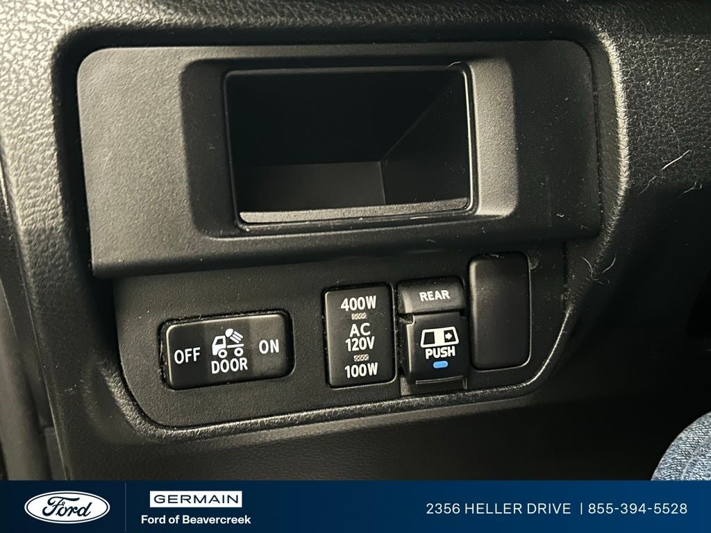 2017 Toyota Tacoma Limited V6