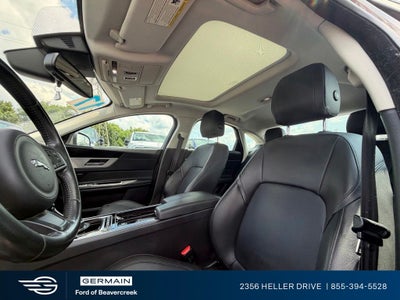 2017 Jaguar XF 35t Premium