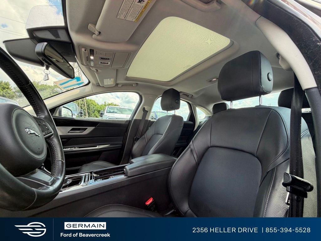 2017 Jaguar XF 35t Premium