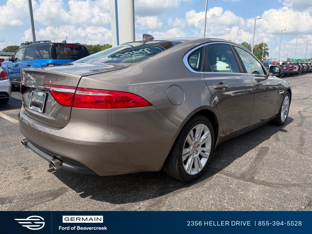 2017 Jaguar XF 35t Premium