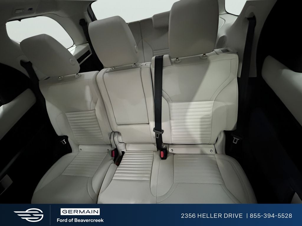 2025 Land Rover Discovery S