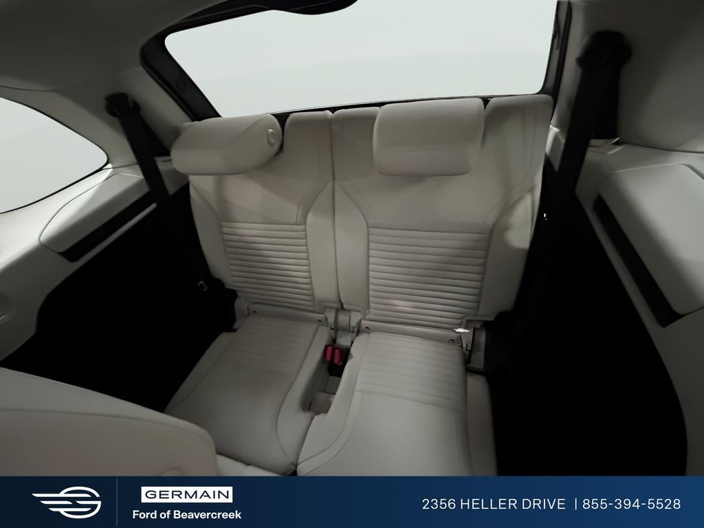 2025 Land Rover Discovery S