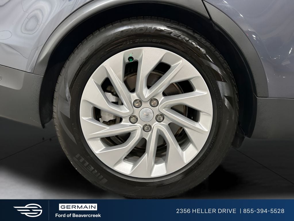 2025 Land Rover Discovery S