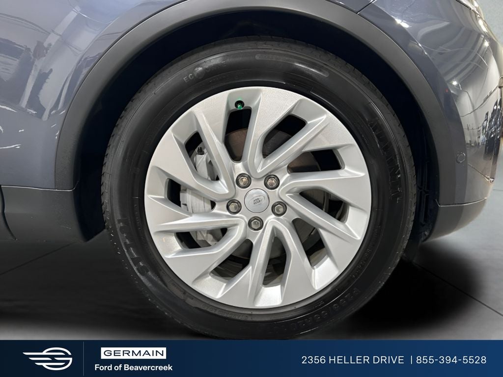 2025 Land Rover Discovery S