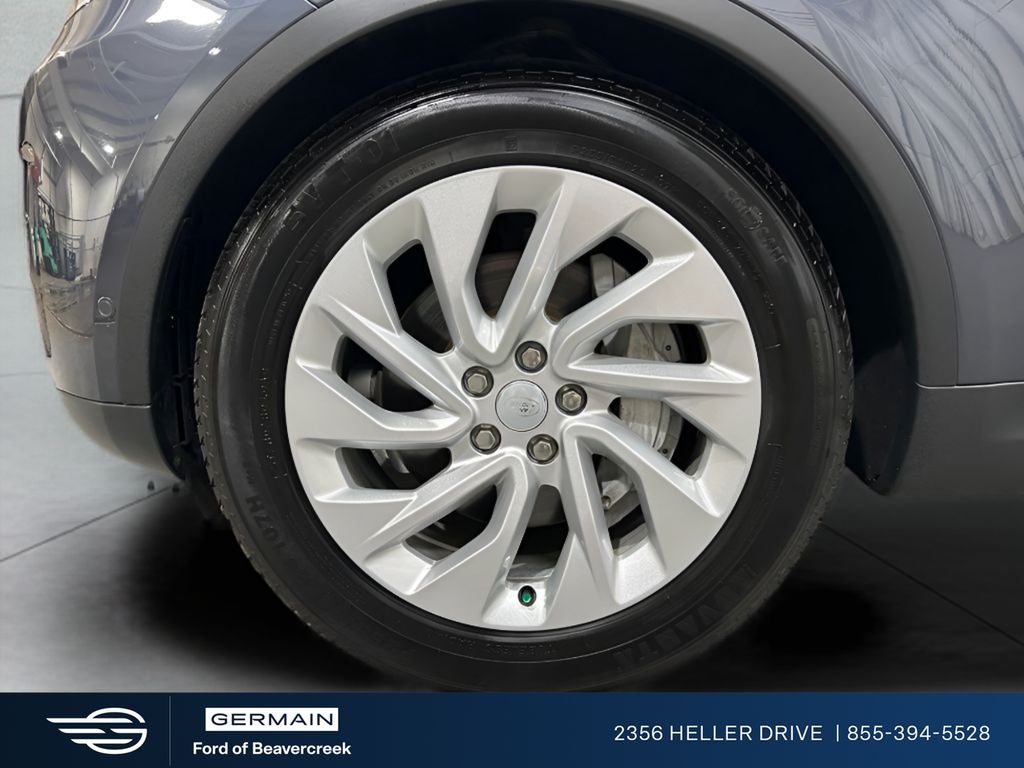 2025 Land Rover Discovery S