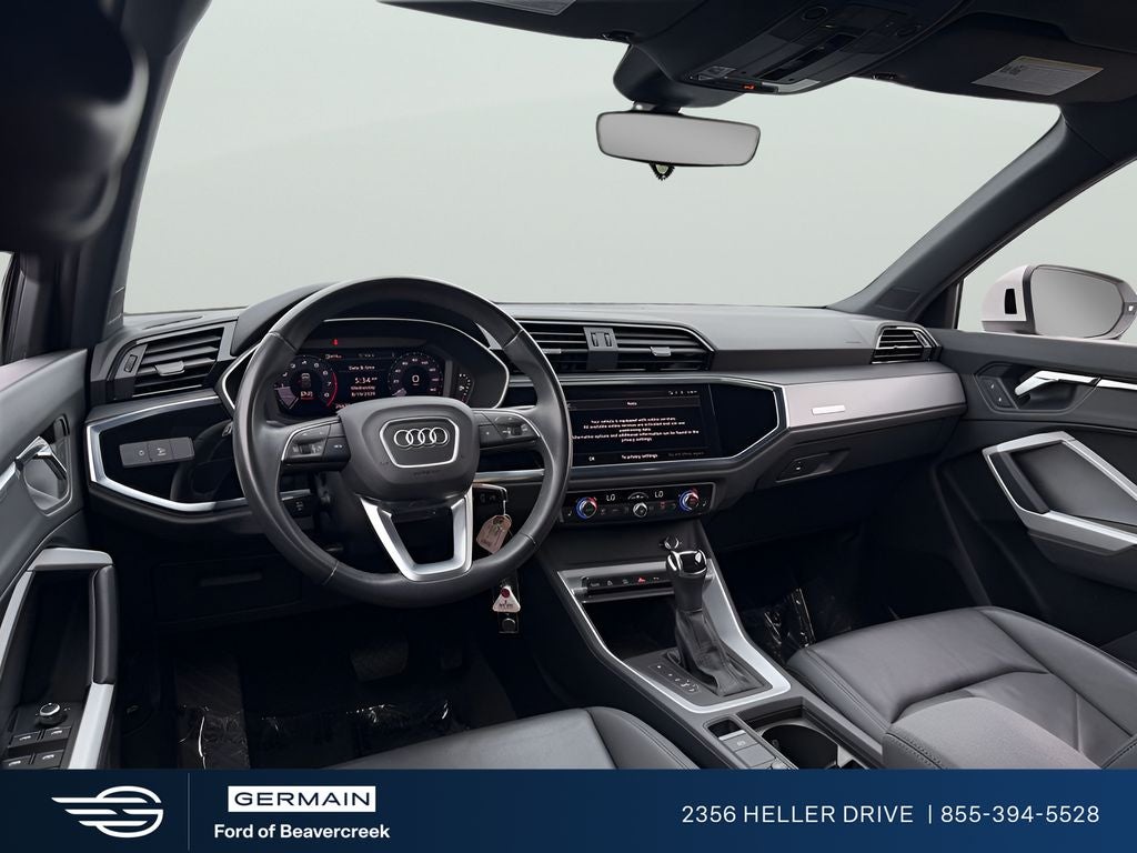 2023 Audi Q3 Premium quattro