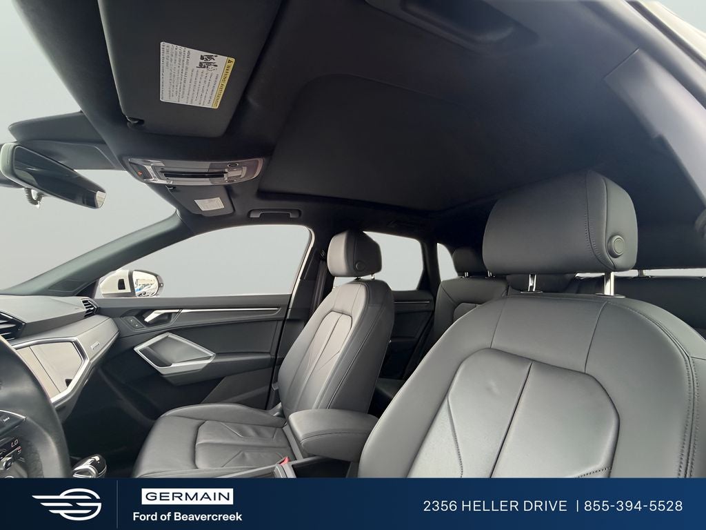 2023 Audi Q3 Premium quattro