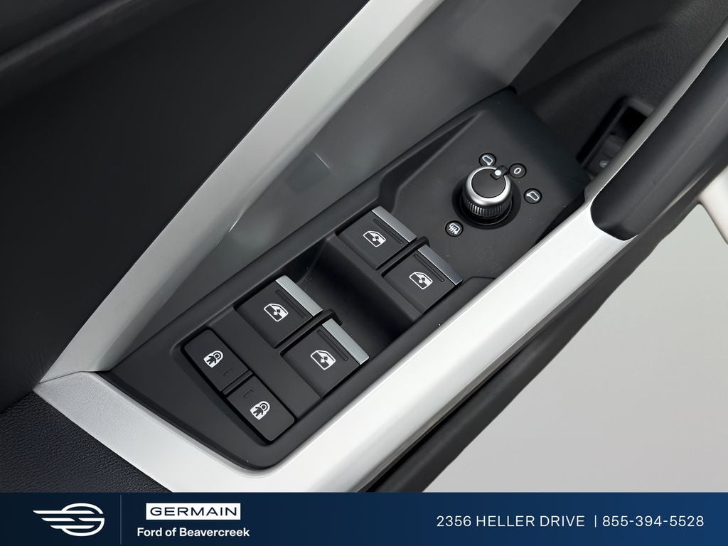 2023 Audi Q3 Premium quattro