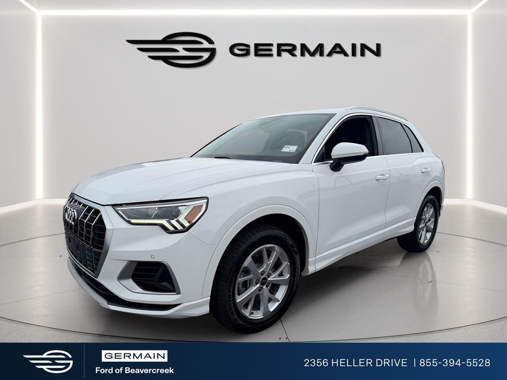 2023 Audi Q3 Premium quattro