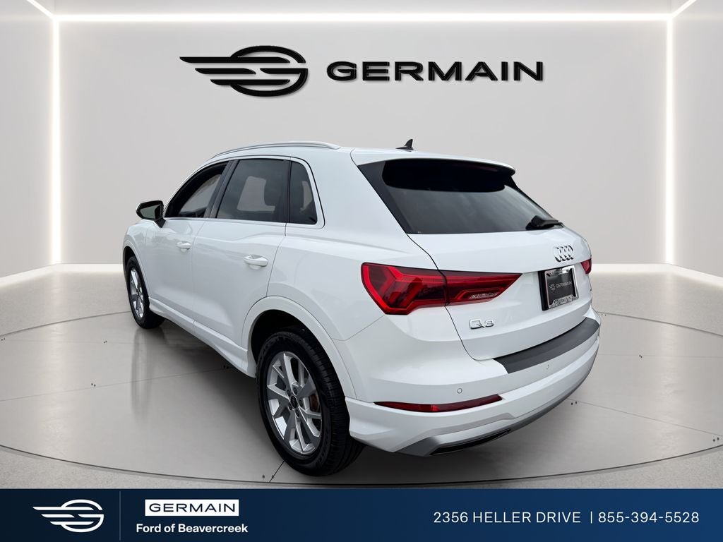 2023 Audi Q3 Premium quattro