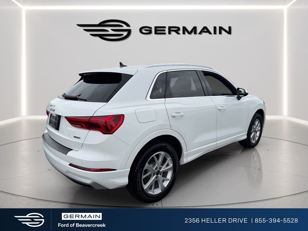 2023 Audi Q3 Premium quattro