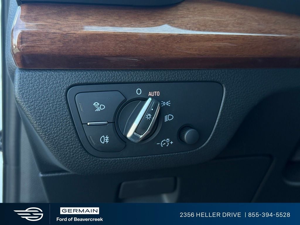 2022 Audi Q5 45 S line Premium quattro