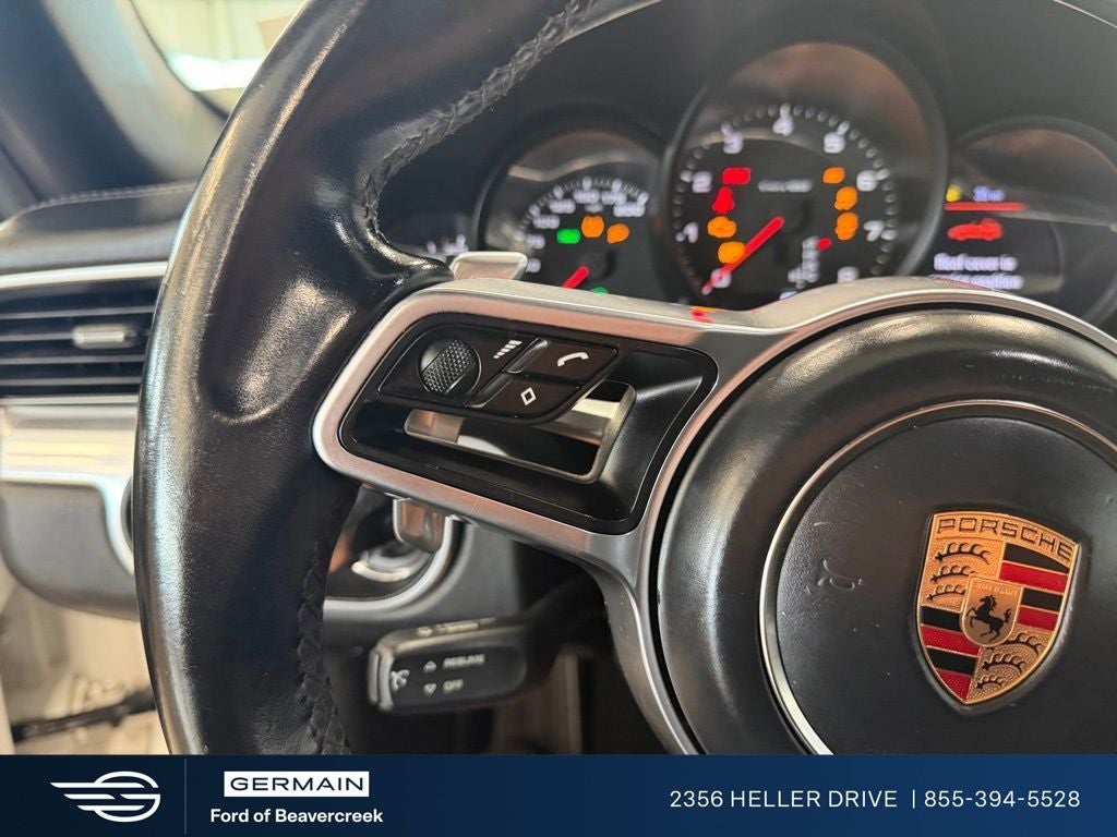 2017 Porsche 911 Carrera