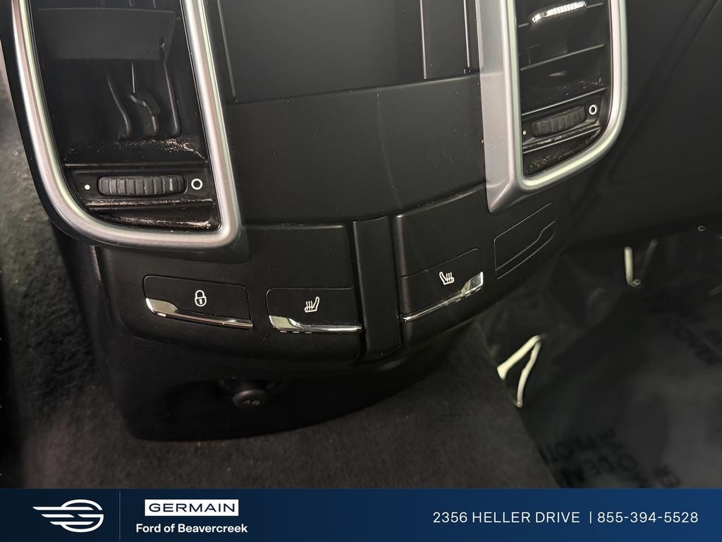 2017 Porsche Cayenne Base