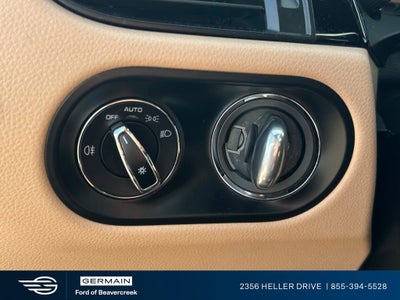2020 Porsche Macan Base