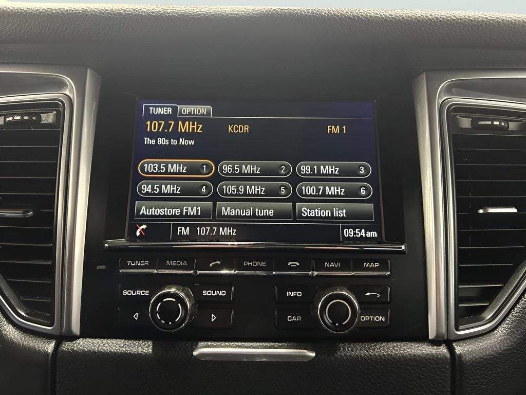 2015 Porsche Macan S