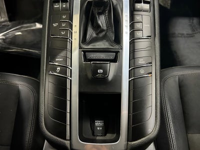 2015 Porsche Macan S