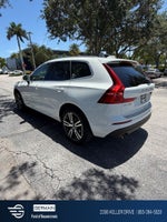 2021 Volvo XC60 T5 Momentum