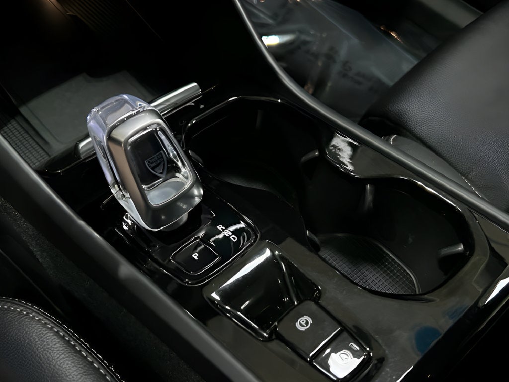 2023 Volvo XC40 Ultimate
