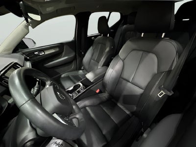 2023 Volvo XC40 Ultimate