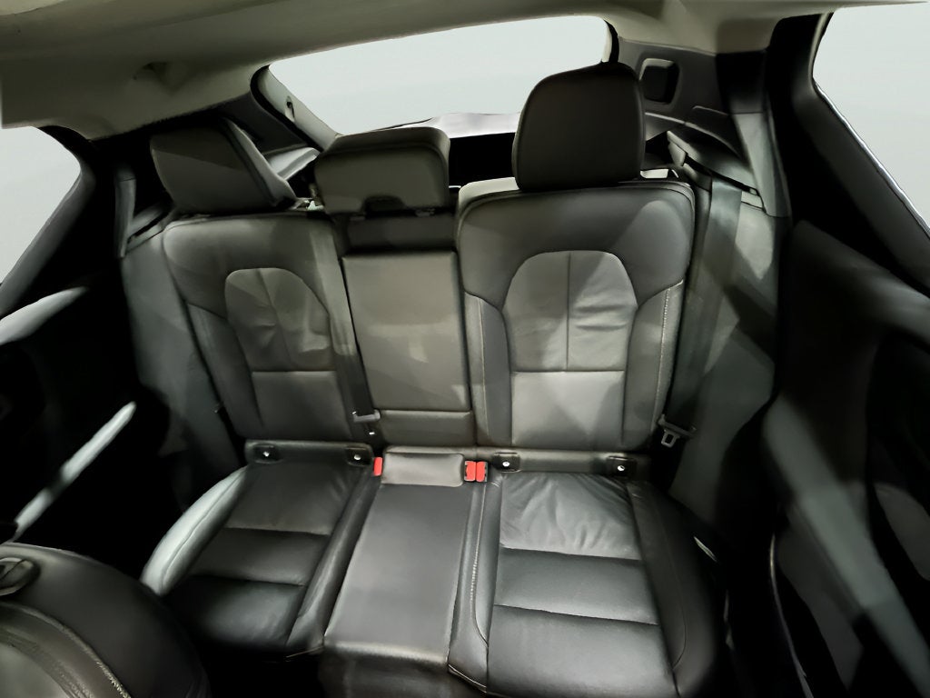 2023 Volvo XC40 Ultimate